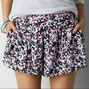 AE Floral Flowy Shorts